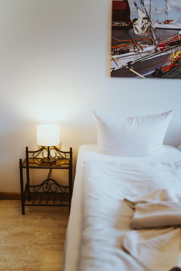 Hotel Und 3*